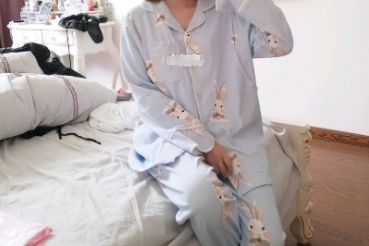 月子服怎么选？哪种舒服？-1