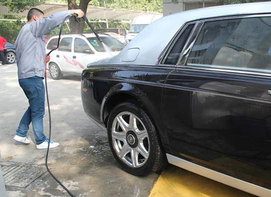 使用家用电动洗车机的7大注意事项 使用家用电动洗车机的7大注意事项