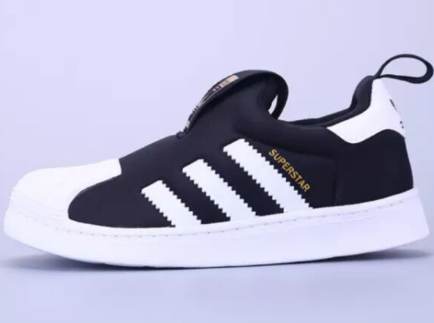 新入手的阿迪达斯童鞋 墙裂推荐给各位宝妈 新入手的阿迪达斯童鞋 墙裂推荐给各位宝妈