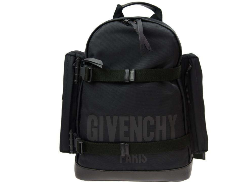 男士上班族如何选择适合自己的双肩包 男士上班族如何选择适合自己的双肩包