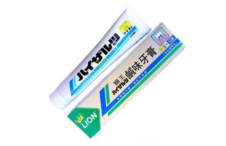 孕妇可以用普通的牙膏吗,孕妇牙膏和普通牙膏的区别。 孕妇可以用普通的牙膏吗,孕妇牙膏和普通牙膏的区别。