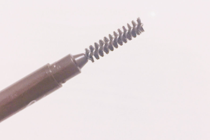 适合新手的两支便宜的眉笔测评 适合新手的两支便宜的眉笔测评