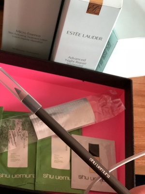 超好用的植村秀经典砍刀眉笔 超好用的植村秀经典砍刀眉笔