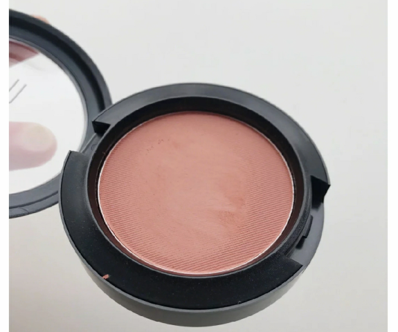 Mac的melba腮红使用分享 凸显少女感 Mac的melba腮红使用分享 凸显少女感