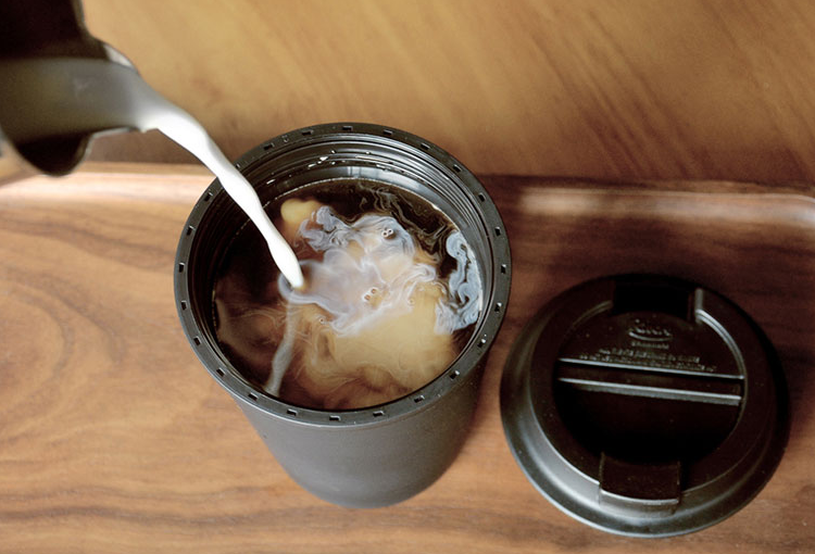 不喜欢喝水?那是因为你没有Rivers随行杯 不喜欢喝水?那是因为你没有Rivers随行杯