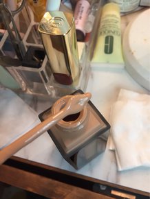 你只知道ysl超模粉底液吗?羽毛墨水粉底液更值得一试 你只知道ysl超模粉底液吗?羽毛墨水粉底液更值得一试