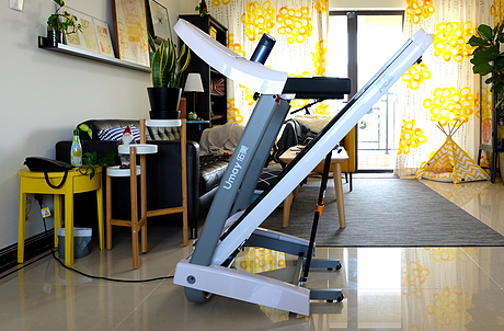 跑步机买贵不如买对 佑美A5家用跑步机开箱 跑步机买贵不如买对 佑美A5家用跑步机开箱