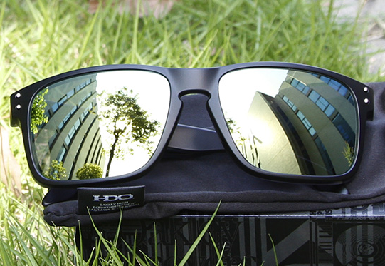 脸大不用怕 有了太阳镜,没化妆也能显脸小 脸大不用怕 有了太阳镜,没化妆也能显脸小