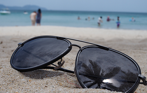 还不知道怎么凹造型?派丽蒙太阳镜开箱简评 还不知道怎么凹造型?派丽蒙太阳镜开箱简评