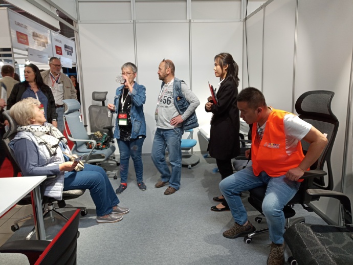 普通电脑椅坐着累 人体工学椅是否值得买? 普通电脑椅坐着累 人体工学椅是否值得买?