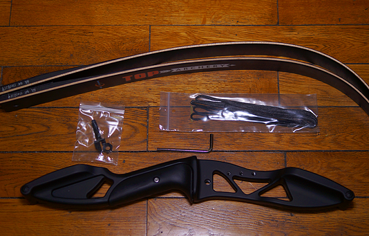 还在买传统健身器材?一把反曲弓成别样风采 还在买传统健身器材?一把反曲弓成别样风采