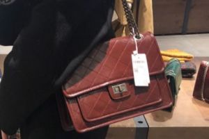 ur包包价格一般是多少？谁能推荐一下？-1