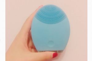 露娜洗脸仪标准版和mini怎么选？好用吗？-1