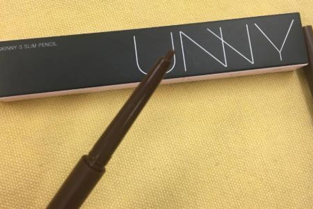 unny眼线胶笔晕吗？选择哪个颜色？-1