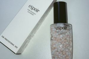 espoir珍珠妆前乳带细闪？好涂抹吗？-1