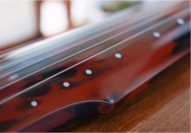 如何挑选古琴,古琴手感和木材的选择 如何挑选古琴,古琴手感和木材的选择