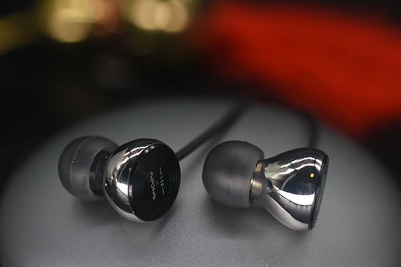 森韵黑胶怎么样？森韵V33黑胶耳塞售价多少？-1