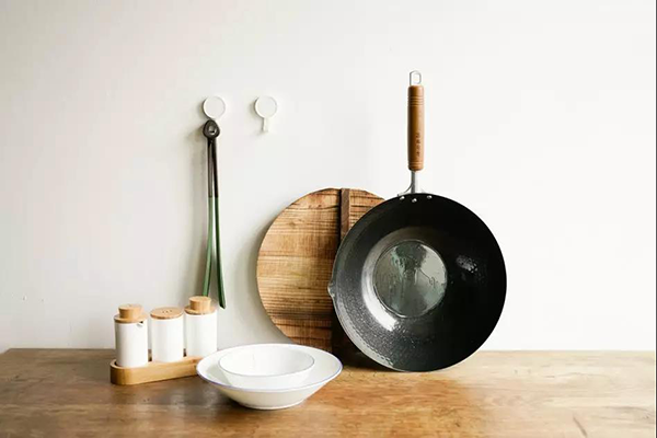 用一辈子都不会生锈的神田铁锅!不粘,不重,没有涂层,还不贵 用一辈子都不会生锈的神田铁锅!不粘,不重,没有涂层,还不贵