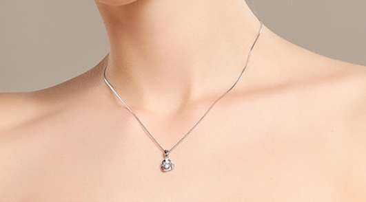 参加聚会带那种Vana项链 参加聚会带那种Vana项链