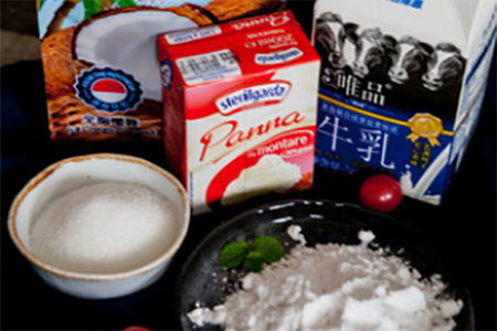 当牛奶遇见RossosFera意悠芙摩卡金不粘锅,也愿意为它凝结成想要的 当牛奶遇见RossosFera意悠芙摩卡金不粘锅,也愿意为它凝结成想要的