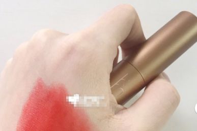 km口红孕妇可以用吗？哪个色号好看？-1