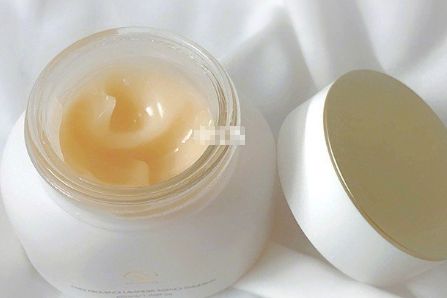 妮雅丝颈纹霜好吗？真的可以淡化颈纹吗？-1