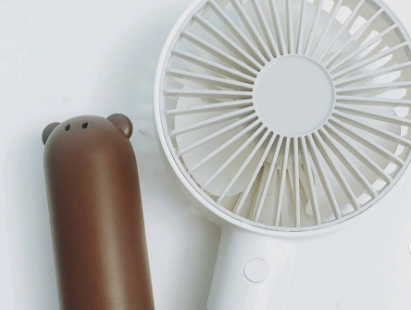 remax电风扇怎么样？方便出门携带吗？