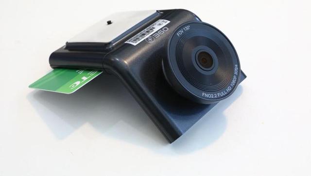 摄录与速通相结合,一机两用的360记录仪G380让你的风挡更规整 摄录与速通相结合,一机两用的360记录仪G380让你的风挡更规整