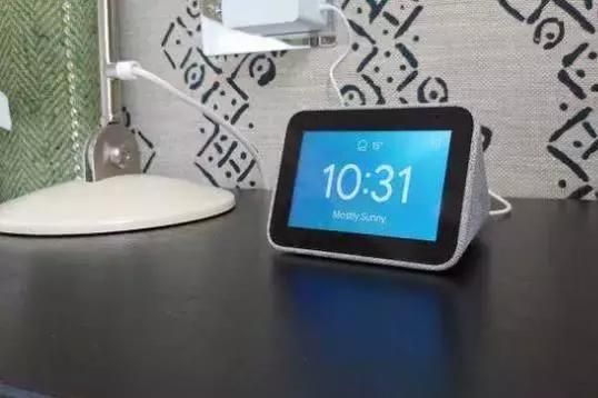 Echo Show 5 对比联想智能时钟 哪款更适合你的卧室-2