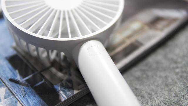 随身携带的解暑利器——ZMI手持随身风扇(3350版) 随身携带的解暑利器——ZMI手持随身风扇(3350版)