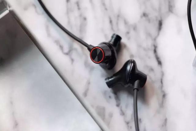 性价比极高,一加云耳2使用体验 性价比极高,一加云耳2使用体验