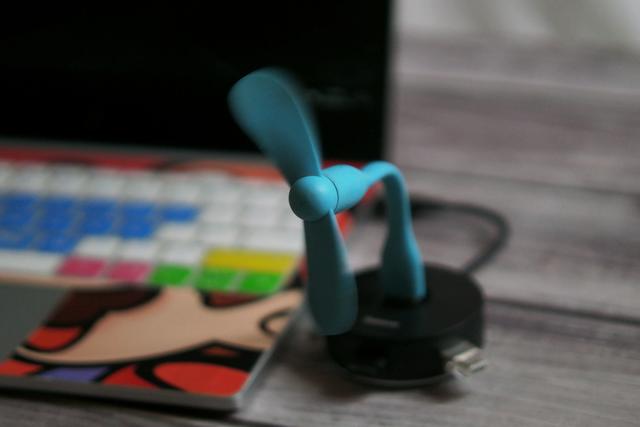 小米有品上:超高性价比的,倍思小圆盒HUB转换器 小米有品上:超高性价比的,倍思小圆盒HUB转换器