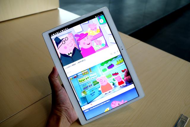 用手机追剧不过瘾?不妨试试这款国产10英寸平板 用手机追剧不过瘾?不妨试试这款国产10英寸平板