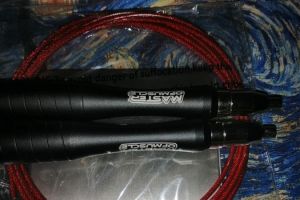 跳绳keep好还是mom好？谁能简单介绍一下？-1