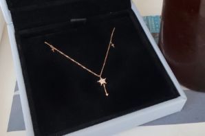 soinlove是周大福旗下的吗？soinlove锁骨链值得买吗？-1