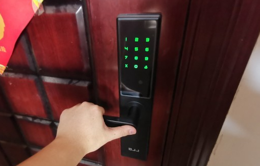 鹿客智能门锁怎么样？鹿客智能门锁好吗？