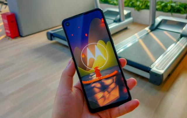 21:9带鱼屏加持的“高富帅”,摩托罗拉 P50 体验 21:9带鱼屏加持的“高富帅”,摩托罗拉 P50 体验