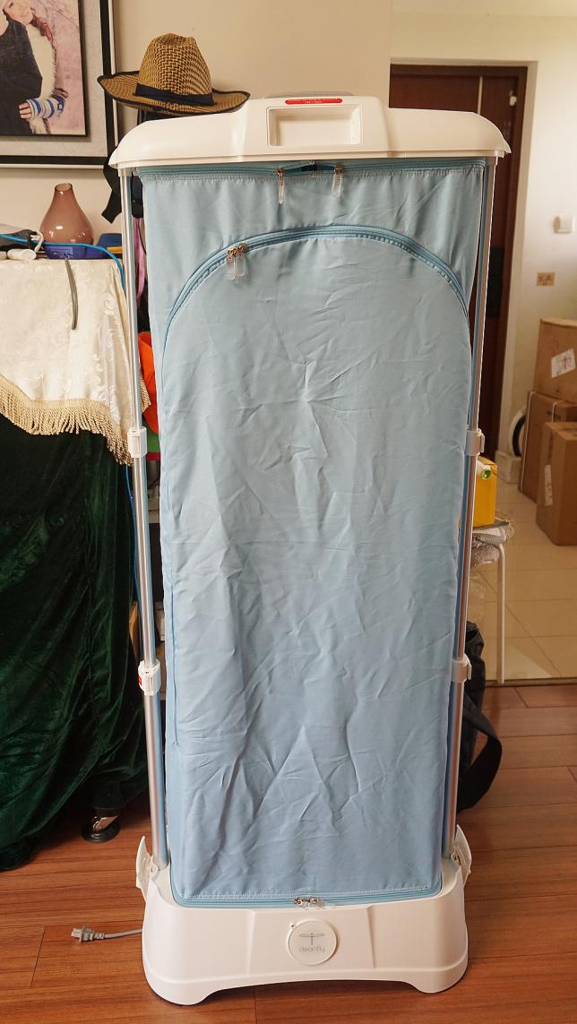 下雨天衣服晒不干？恒温烘干，一分钟组装，可以拎着走的干衣机