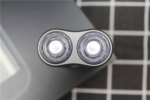 忙碌上班族的小跟班,焕醒SG199跟屁虫电动剃须刀简评 忙碌上班族的小跟班,焕醒SG199跟屁虫电动剃须刀简评