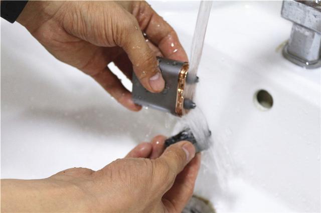 忙碌上班族的小跟班,焕醒SG199跟屁虫电动剃须刀简评 忙碌上班族的小跟班,焕醒SG199跟屁虫电动剃须刀简评