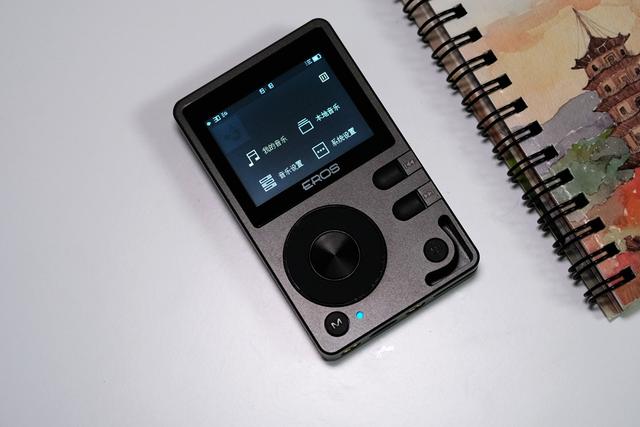 致敬经典,从“芯”改变,爱国者EROS Q2上手体验 致敬经典,从“芯”改变,爱国者EROS Q2上手体验