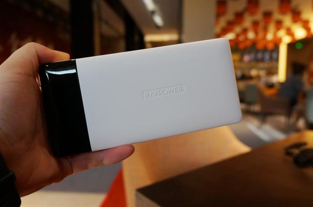 Mfi认证、20000mAh只需99元?RAVPOWER充电宝上手评测,真香 Mfi认证、20000mAh只需99元?RAVPOWER充电宝上手评测,真香