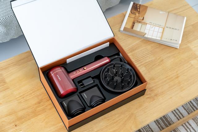 不伤头发的莱克吹风机,释放水离子,干发更护发 不伤头发的莱克吹风机,释放水离子,干发更护发