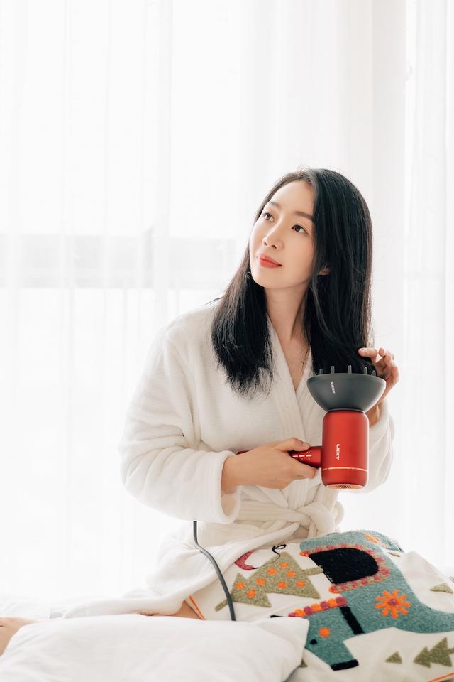 不伤头发的莱克吹风机,释放水离子,干发更护发 不伤头发的莱克吹风机,释放水离子,干发更护发