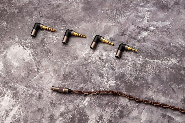 卖三千块的耳机究竟体验如何——达音科3001 Pro评测 卖三千块的耳机究竟体验如何——达音科3001 Pro评测