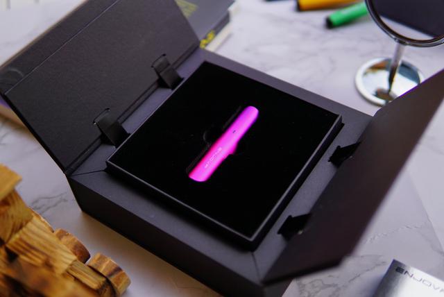 电子烟遍地开花,好产品又有几个?映卓未来X电子烟上嘴体验 电子烟遍地开花,好产品又有几个?映卓未来X电子烟上嘴体验