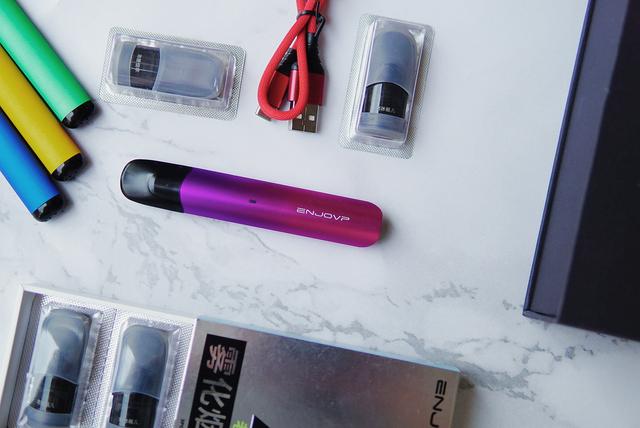 电子烟遍地开花,好产品又有几个?映卓未来X电子烟上嘴体验 电子烟遍地开花,好产品又有几个?映卓未来X电子烟上嘴体验