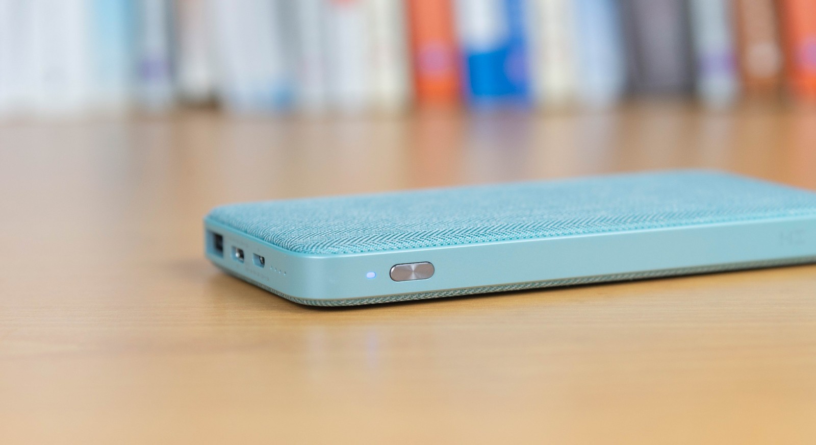 紫米新品移动电源,梦幻配色+双向快充,还可USB-C数据扩展 紫米新品移动电源,梦幻配色+双向快充,还可USB-C数据扩展