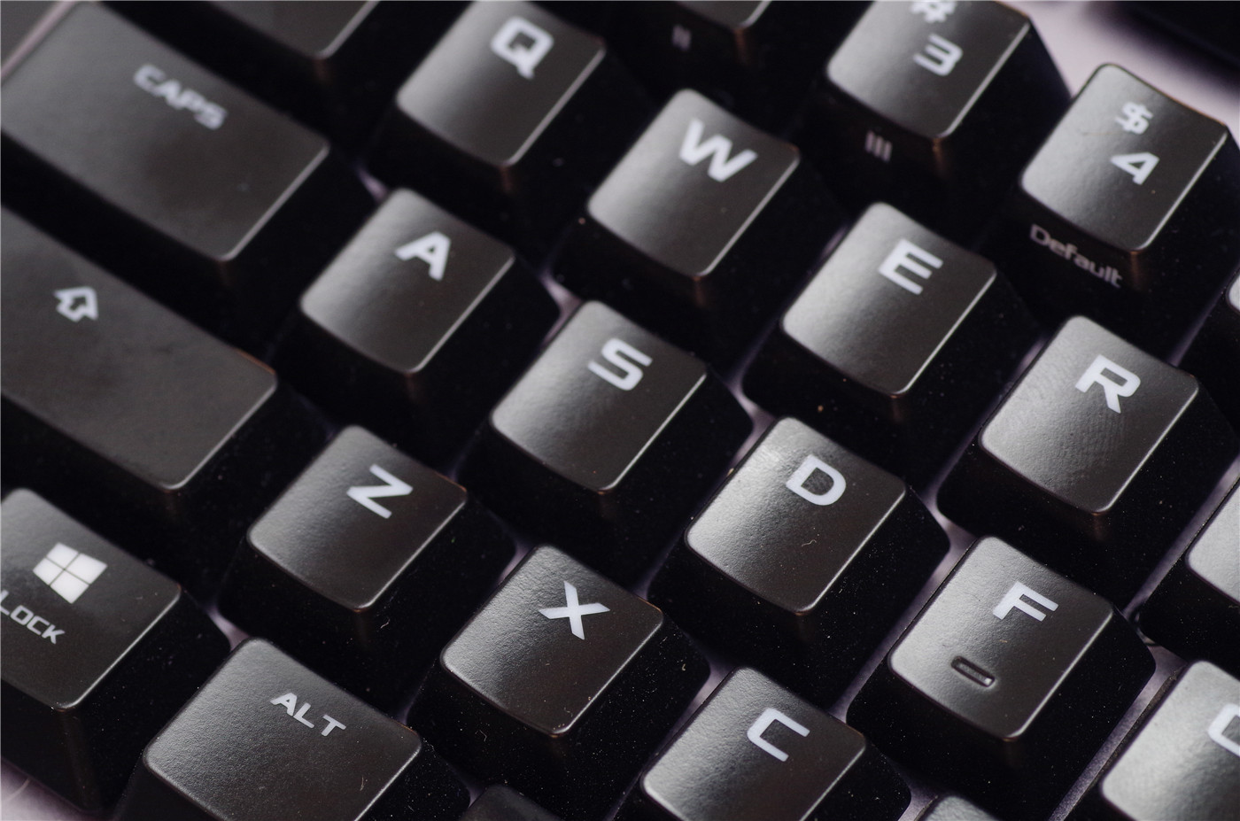 可在泥浆里翻滚的特工,华硕TUF GAMING K7光轴电竞键盘评测 可在泥浆里翻滚的特工,华硕TUF GAMING K7光轴电竞键盘评测