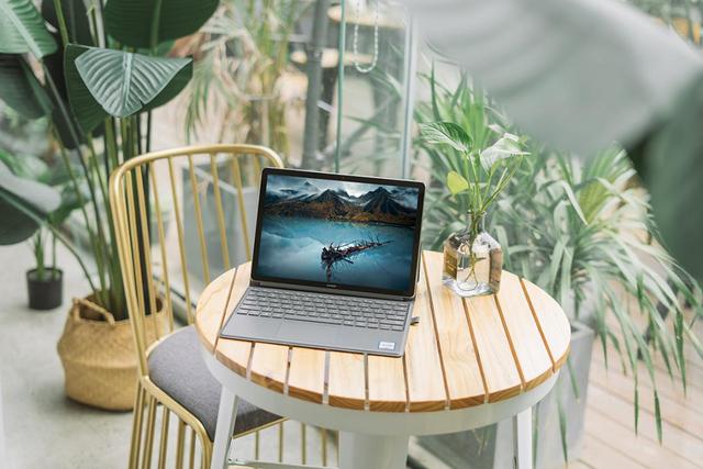 全新HUAWEI MateBook E:在地下停车场都能全时在线! 全新HUAWEI MateBook E:在地下停车场都能全时在线!